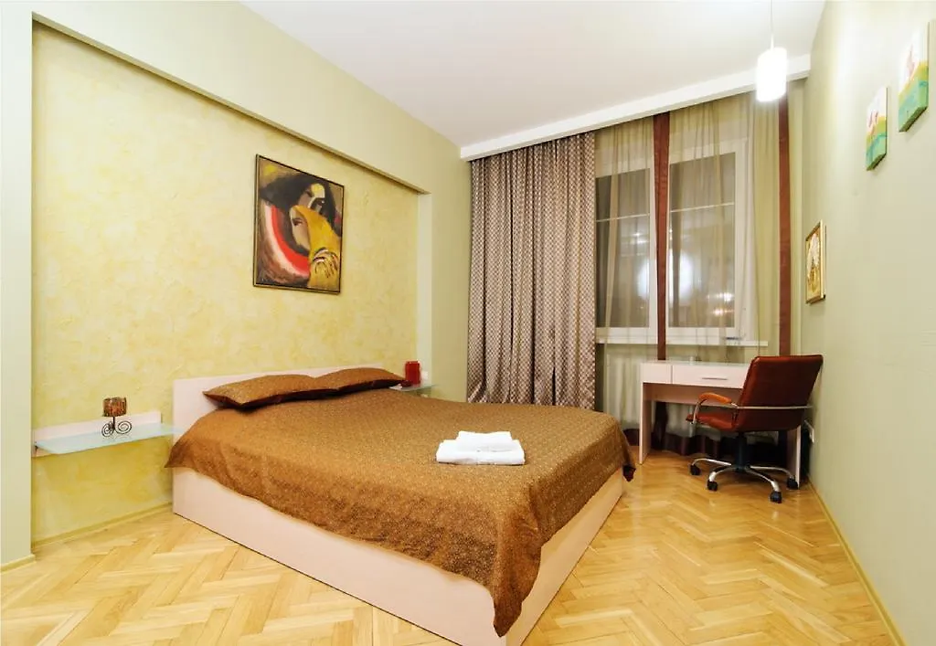 33 Apartments